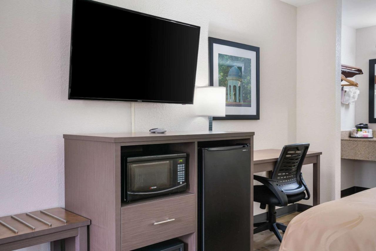 Quality Inn Greenville Near University Εξωτερικό φωτογραφία