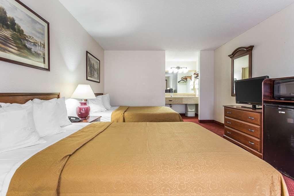 Quality Inn Greenville Near University Δωμάτιο φωτογραφία