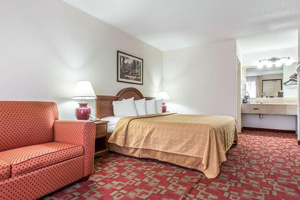 Quality Inn Greenville Near University Δωμάτιο φωτογραφία