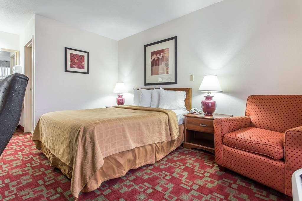 Quality Inn Greenville Near University Δωμάτιο φωτογραφία